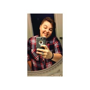 Meet your Posher, Breanna